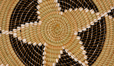 Reconciling worldviews for regenerative futures